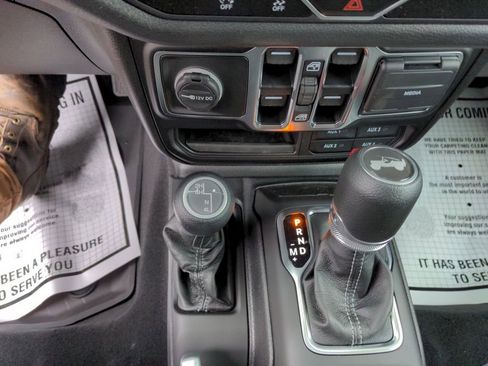 New 2025 Jeep Wrangler Sport S image 15