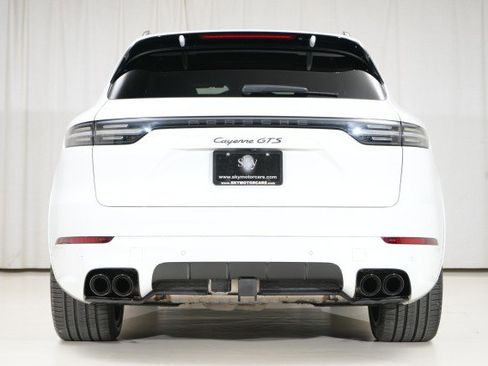 Used 2021 Porsche Cayenne GTS image 19