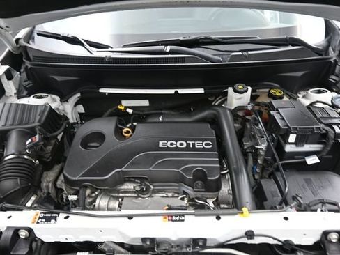 Used 2021 Chevrolet Equinox LT FWD image 30