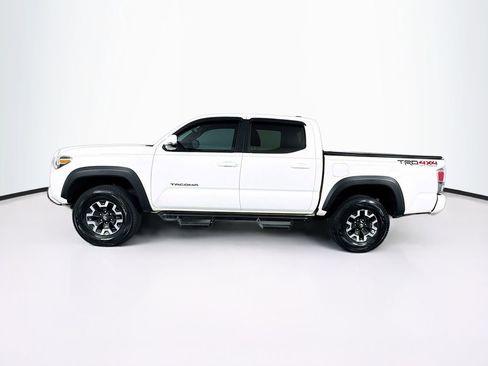 Used 2023 Toyota Tacoma TRD Off-Road image 6