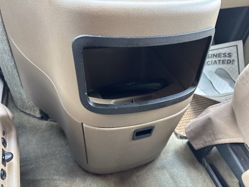 Used 2003 Ford E-150 and Econoline 150 image 32