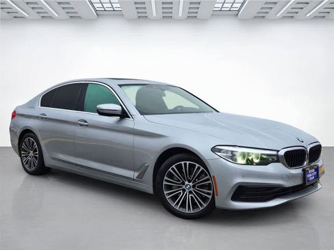 Used 2019 BMW 530i w/ Convenience Package image 8