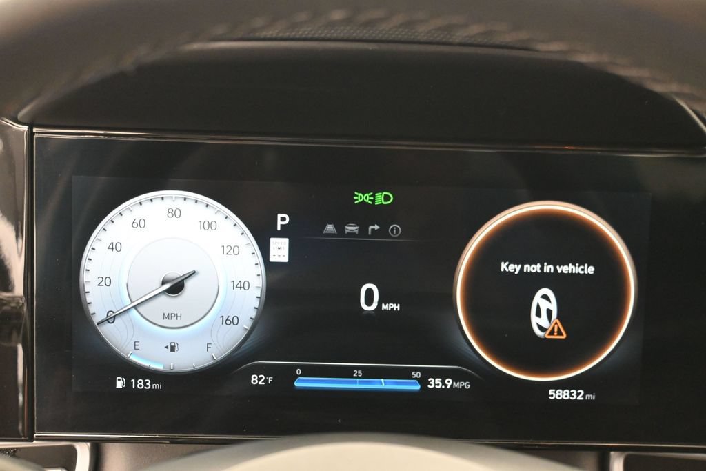 Used 2025 Hyundai Elantra Limited FWD image 13