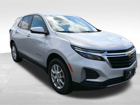 Used 2022 Chevrolet Equinox LT AWD/4WD image 10