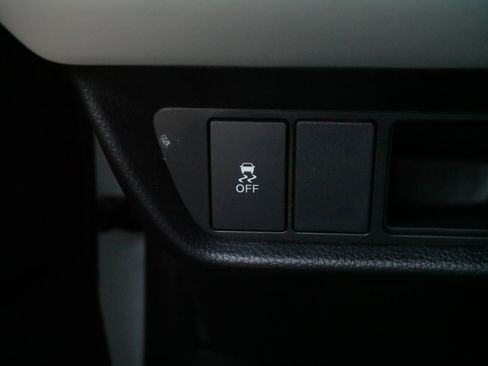 Certified 2026 Honda HR-V LX image 28