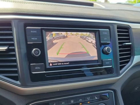 Used 2022 Volkswagen Atlas SE FWD image 21