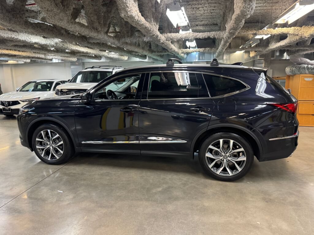 Certified 2024 Acura MDX w/ Technology Package AWD/4WD image 9