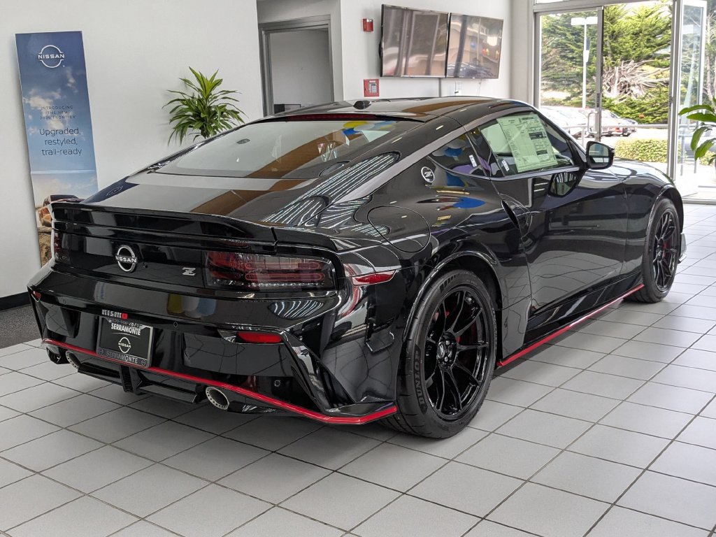 New 2027 Nissan Z Performance RWD image 5
