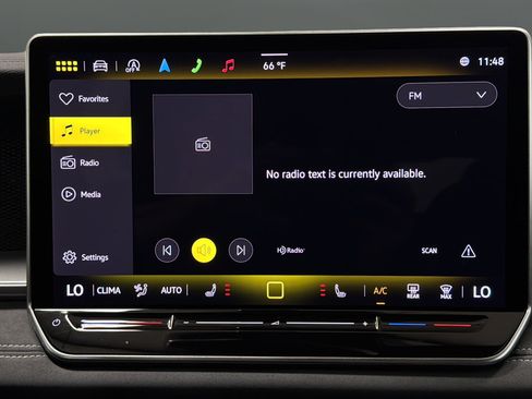 Used 2025 Volkswagen Tiguan SE R-Line AWD/4WD image 15