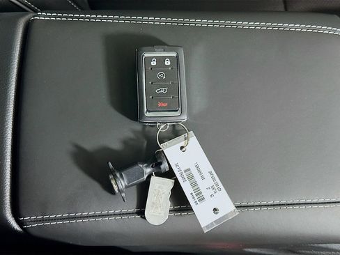 New 2025 Jeep Grand Cherokee L Overland w/ Luxury Tech Group IV image 20