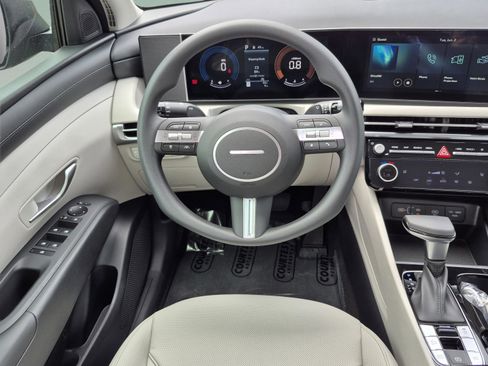 New 2026 Hyundai Tucson SEL Plus FWD image 12