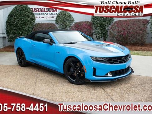 Used 2022 Chevrolet Camaro LT image 1