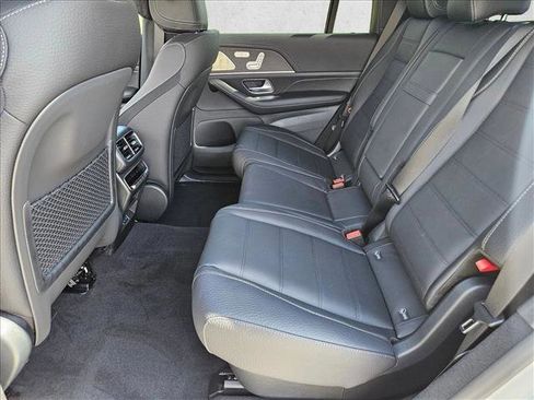 New 2026 Mercedes-Benz GLS 580 4MATIC image 16