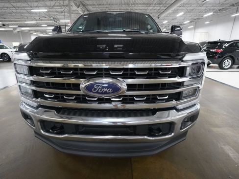 Used 2023 Ford F350 Lariat AWD/4WD image 20