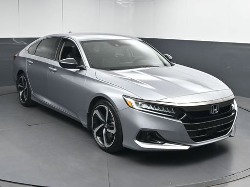 Used 2021 Honda Accord Sport Special Edition image 2