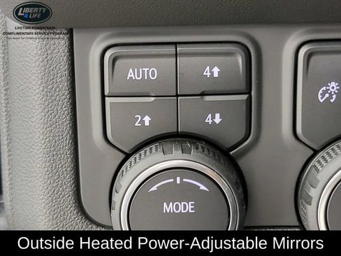 Used 2024 Chevrolet Tahoe High Country AWD/4WD image 40