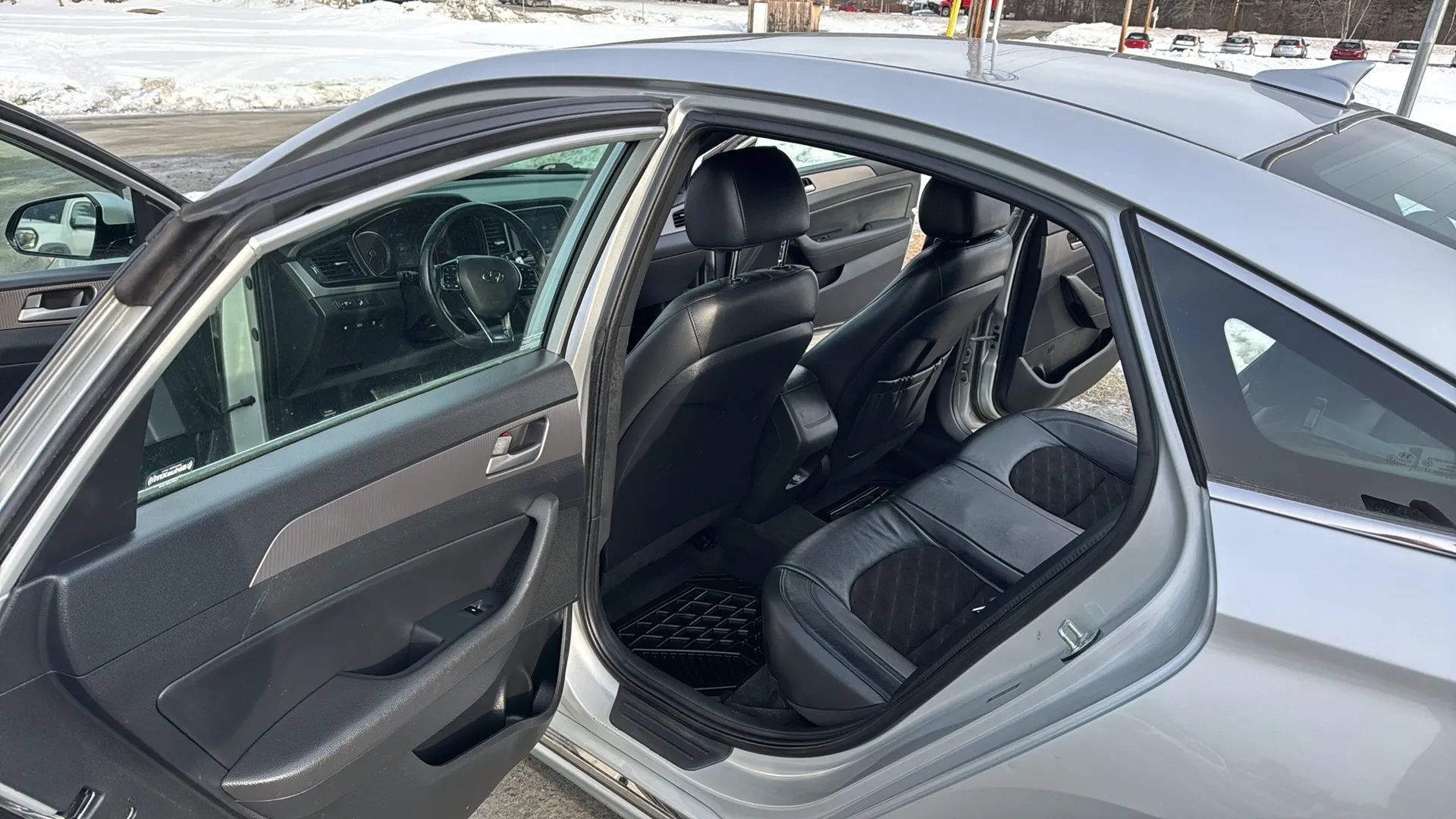 Used 2018 Hyundai Sonata Sport FWD image 12