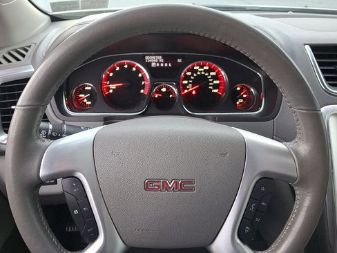 Used 2014 GMC Acadia SLT image 19