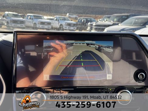 Used 2023 Toyota Highlander Limited image 25