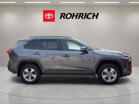 Used 2024 Toyota RAV4 XLE image 2