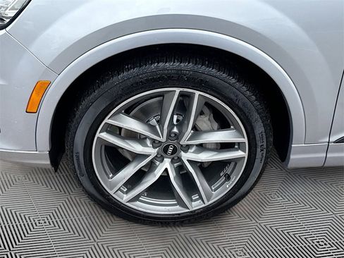 Used 2018 Audi Q7 3.0T Prestige image 35