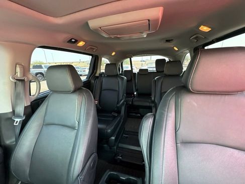 Used 2023 Honda Odyssey Touring image 8