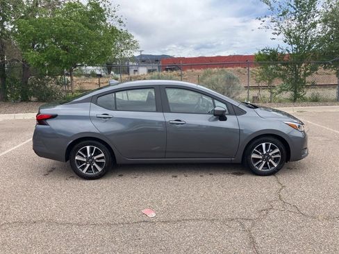 Used 2025 Nissan Versa SV w/ Trunk Package FWD image 4