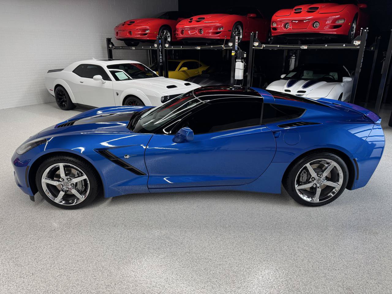Used 2014 Chevrolet Corvette Stingray Coupe w/ 2LT Preferred Equipment Group RWD image 9
