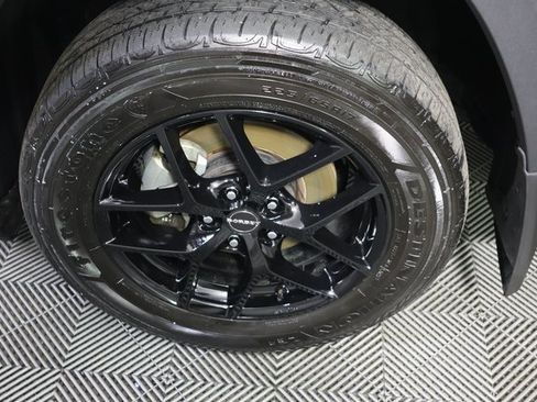 Used 2023 Toyota RAV4 XLE image 27