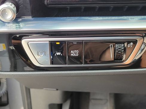 Used 2023 Cadillac Lyriq AWD image 22