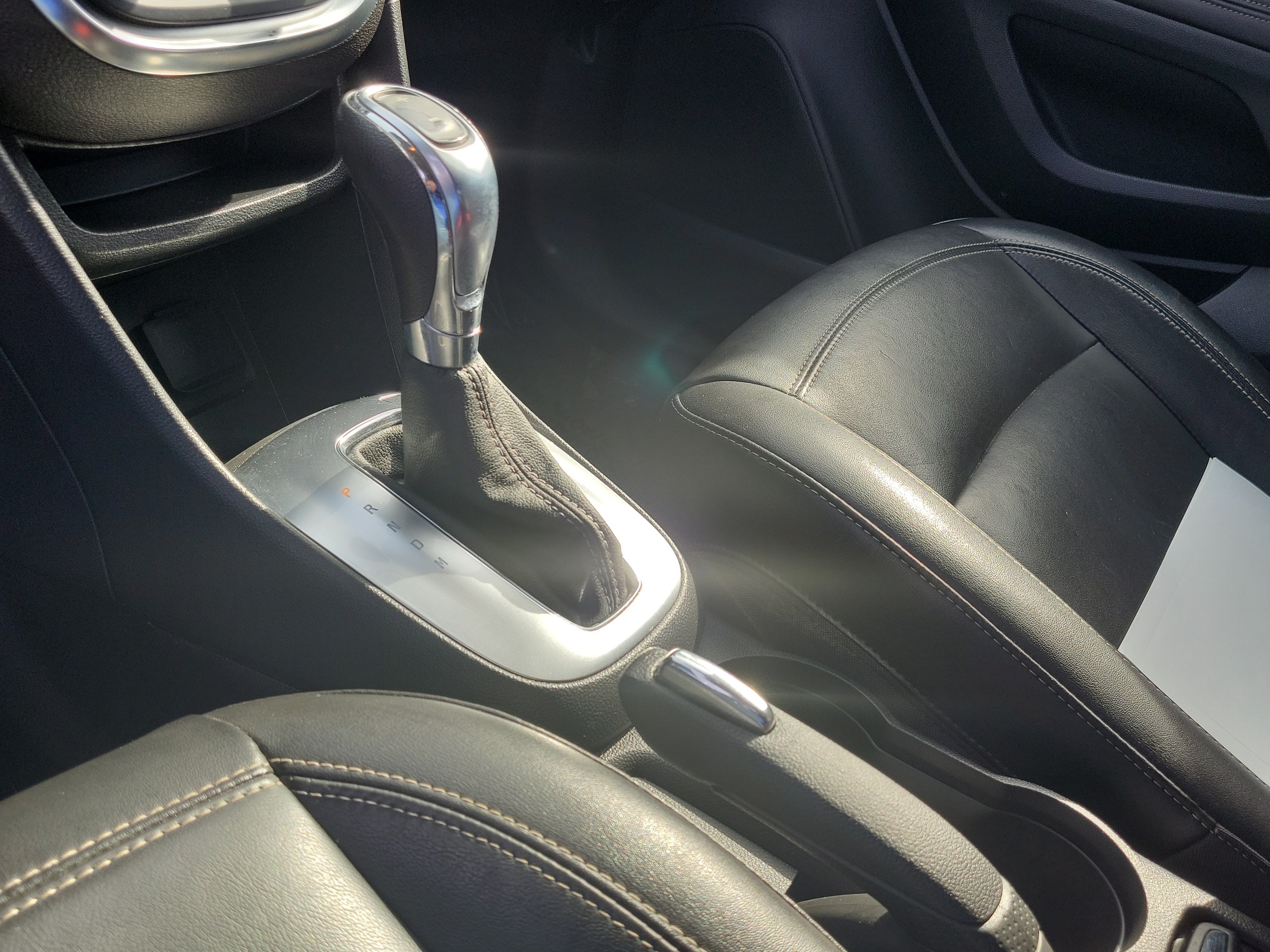 Used 2016 Buick Encore Leather FWD image 29
