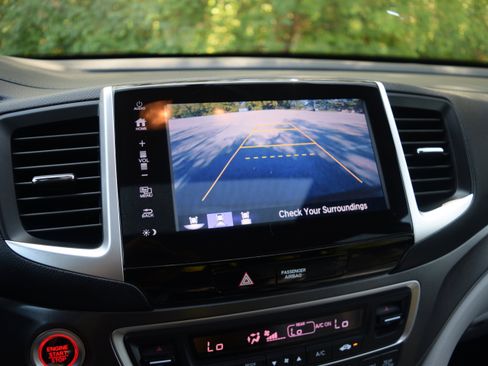 Used 2017 Honda Pilot EX-L image 10