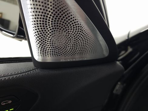 Used 2021 BMW X6 M50i w/ Executive Package image 14