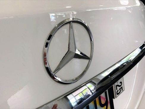 Used 2021 Mercedes-Benz C 300 Sedan image 31