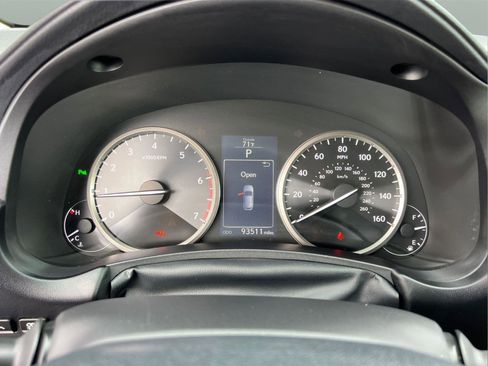 Used 2016 Lexus NX 200t w/ Premium Package image 28