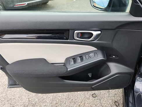 Certified 2023 Honda Civic EX image 12