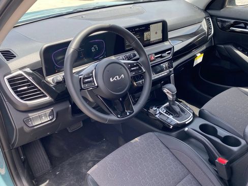 New 2026 Kia Seltos S FWD image 13