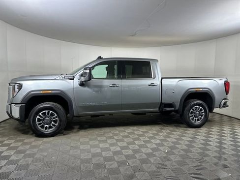 Used 2024 GMC Sierra 2500 SLE image 6