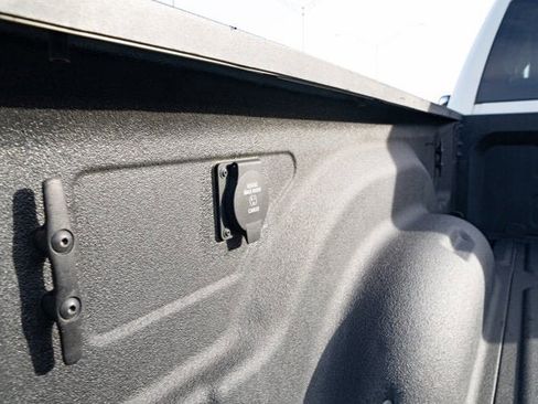 Used 2022 RAM 2500 Limited image 13