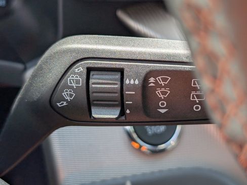 New 2026 Ford Explorer Active RWD image 27