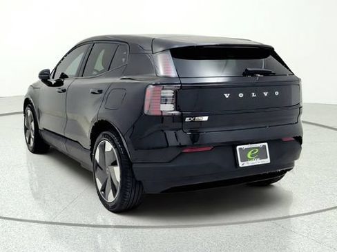 Used 2025 Volvo EX30 Plus w/ Protection Package Premier AWD/4WD image 7
