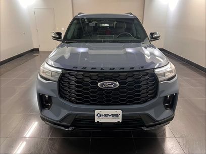 New 2026 Ford Explorer ST-Line w/ ST-Line Street Pack