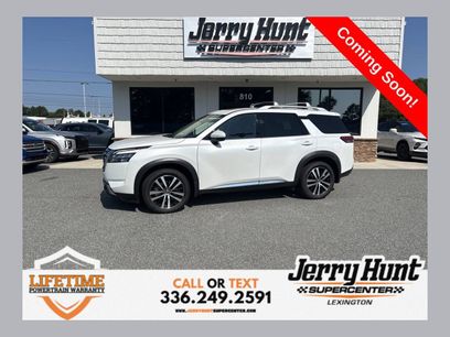Used 2025 Nissan Pathfinder Platinum w/ Cargo Package
