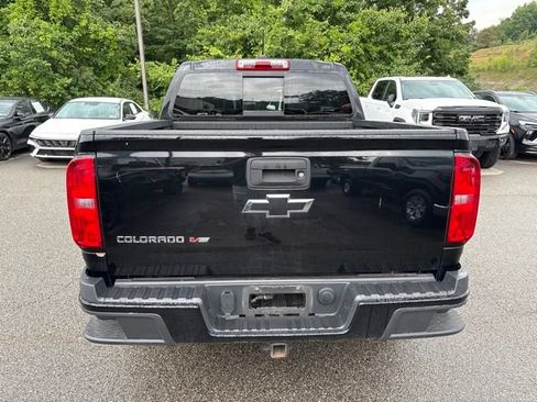 Used 2017 Chevrolet Colorado Z71 w/ Z71 Midnight Edition AWD/4WD image 4
