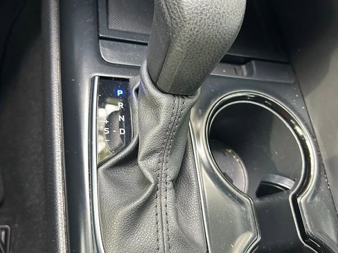 Used 2020 Toyota Camry LE FWD image 27