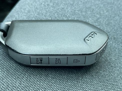 Used 2025 Kia K4 LXS image 22