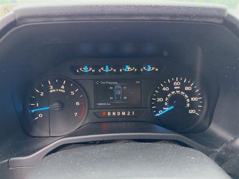 Used 2015 Ford F150 XL w/ Equipment Group 101A Mid AWD/4WD image 5