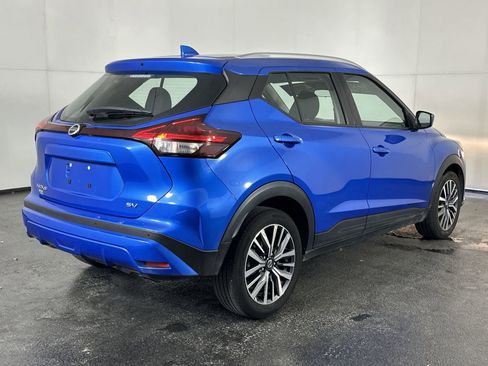 Certified 2021 Nissan Kicks SV image 11