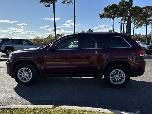 Used 2020 Jeep Grand Cherokee Laredo image 7