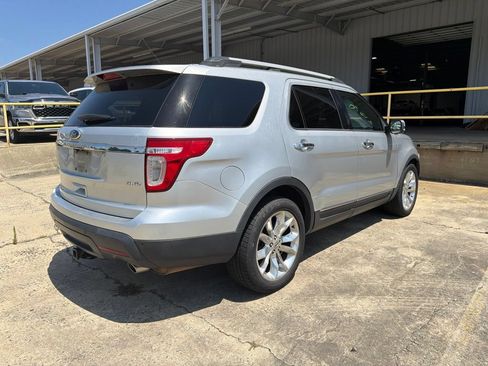 Used 2011 Ford Explorer Limited w/ 301A Rapid Spec Order Code AWD/4WD image 4